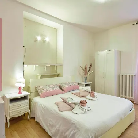 Pet Friendly In With Kitchen Apartment *